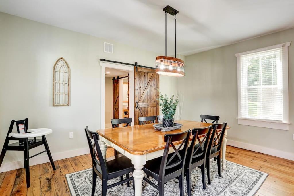 Beautiful Farmhouse Close To Lanc Hershey Etown Mount Joy ภายนอก รูปภาพ